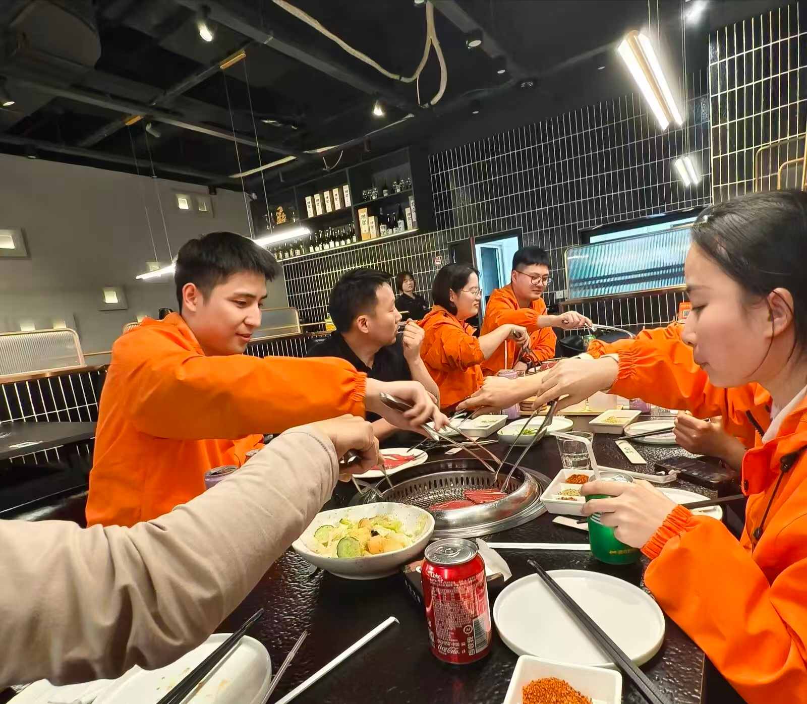 टोली निर्माण गतिविधिले Zhejiang SEAVEROptimize R&D र होम कफी मेसिनको उत्पादनलाई कसरी मद्दत गर्छ?